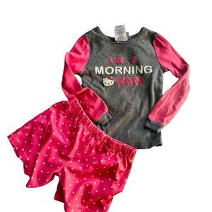💥CLEARANCE⚡️ Hello Kitty Sanrio 4T pajama long sleeve Top and 5T Pajama shorts